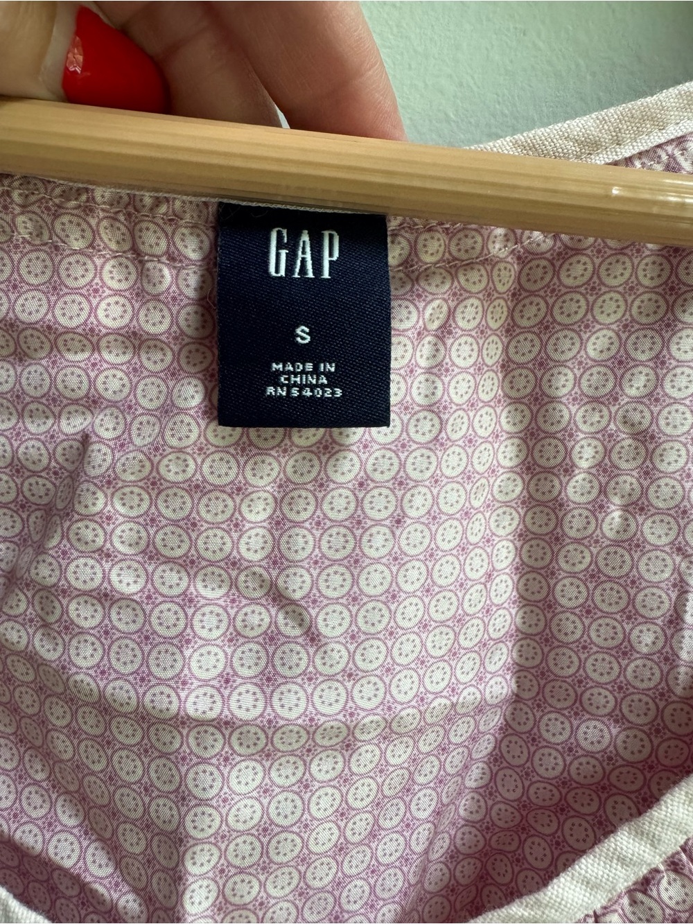 GAP Pink Checked Sleeveless Ruffle Button-Front Top - Picture 4 of 8
